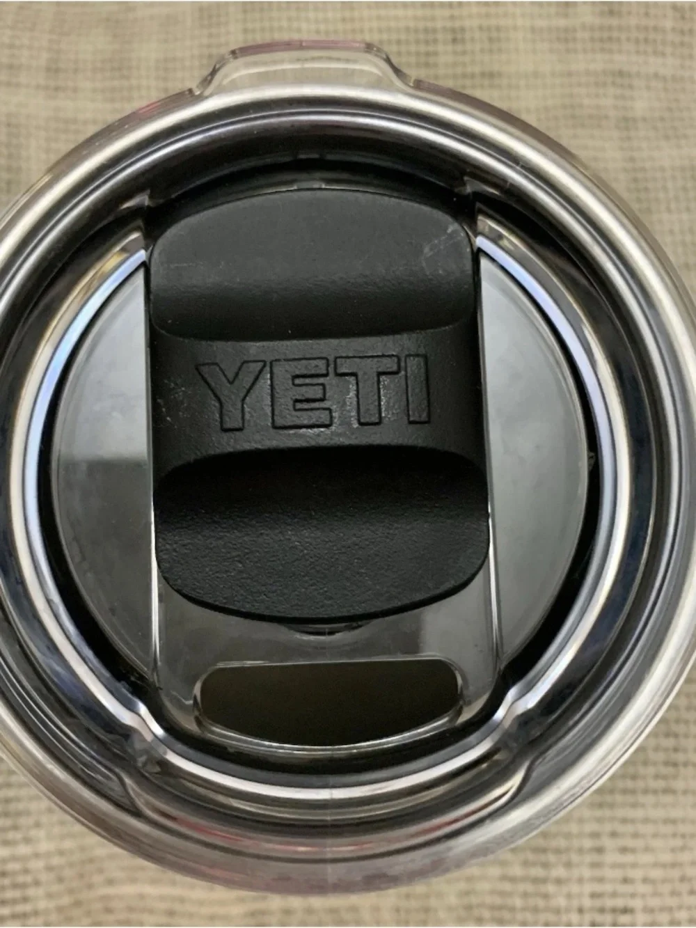 Yeti Mint Green Insulated Tumbler with Silver  Rim 10 oz. With Lid